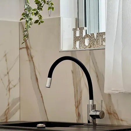 Modern In Town, 5min From The - El Greco No 8 Apartment *