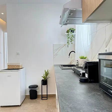 New 5min - No 8 Kos Town