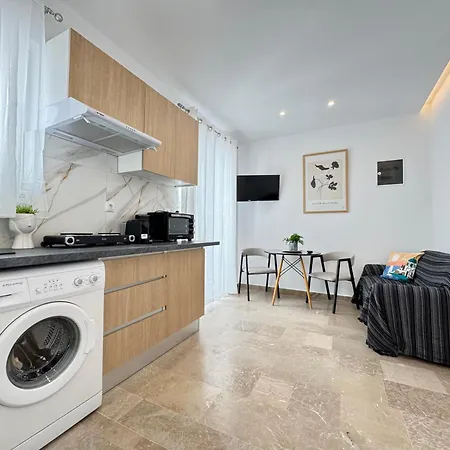 New 5min - No 8 Kos Town